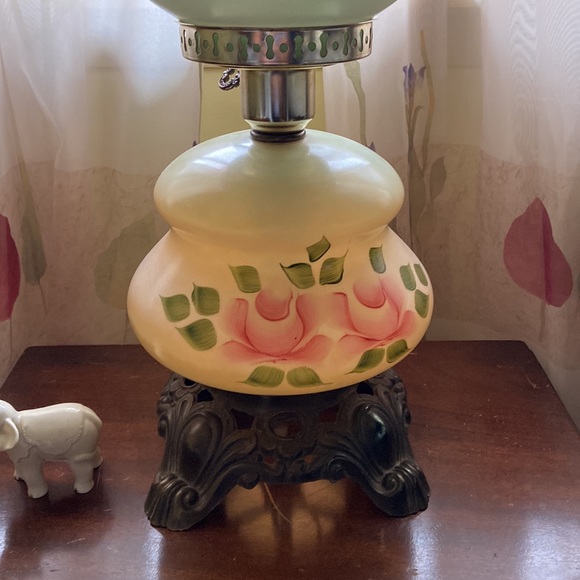 Antique Victorian hand painted gone with the wind globe lamp working - Picture 3 of 12